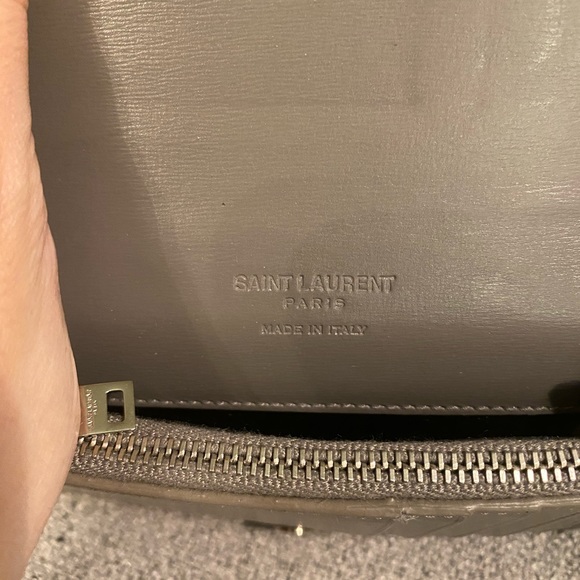 SOLD❌ Authentic Saint Laurent Wallet - Picture 5 of 10